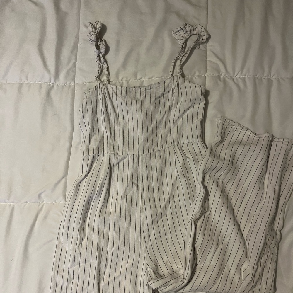 FOREVER 21 Jumpsuit — Size: Small — White with Black Pin stripes — straight leg